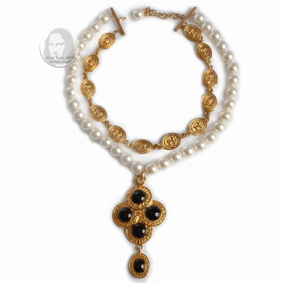 Chanel Pendant Necklace Poured Glass Pearls Gold CC Medallions Vintage 90s + COA - Picture 1 of 16